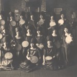 Foto di gruppo al dancing di Deventer, 1928 ca. Etty in prima fila a destra